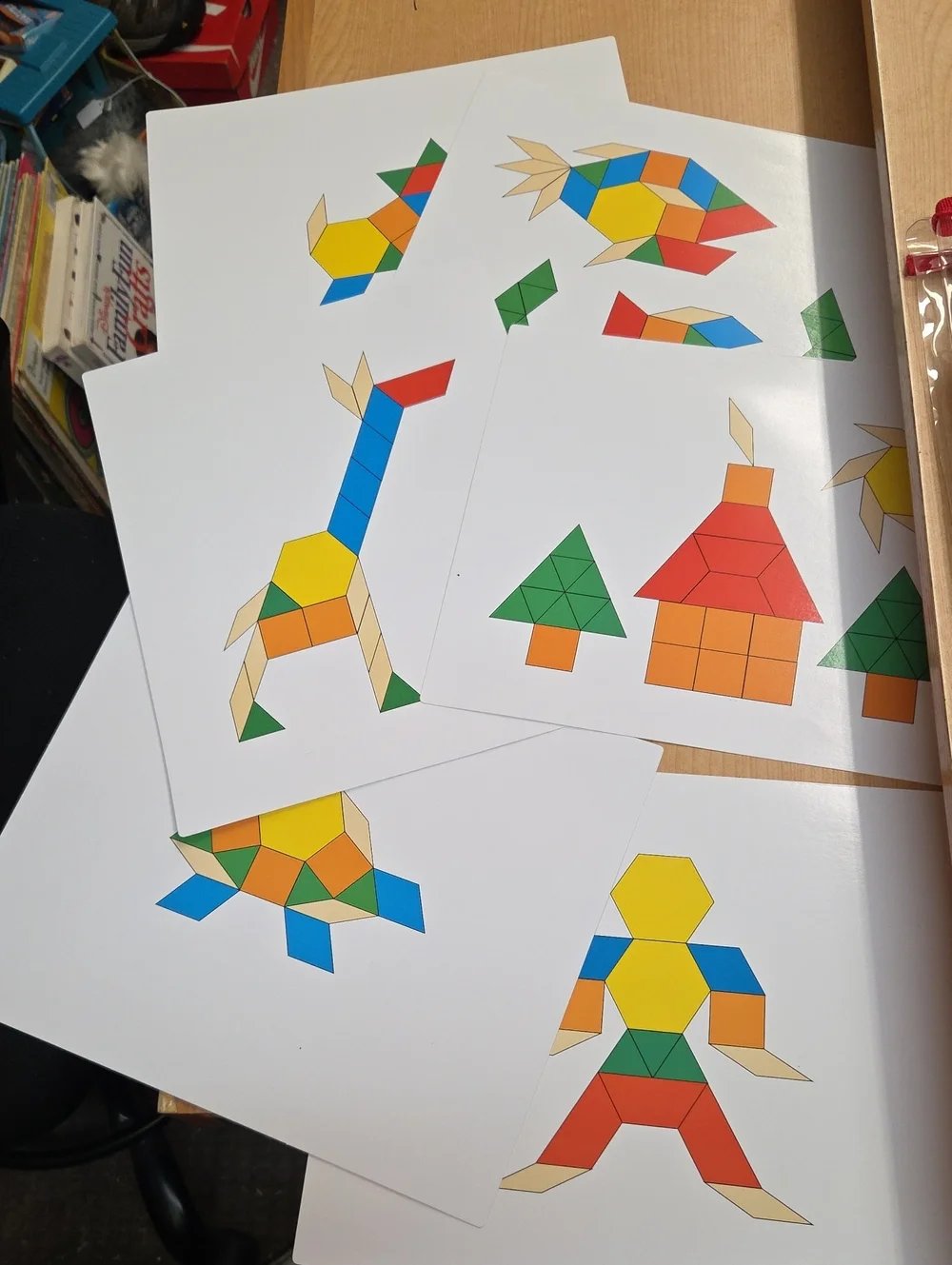 Melissa & Doug Wooden Magnetic‎ Pattern Block Kit #3590
